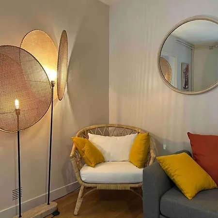 Un Cocon Urbain - Fontainebleau Apartment Exterior photo