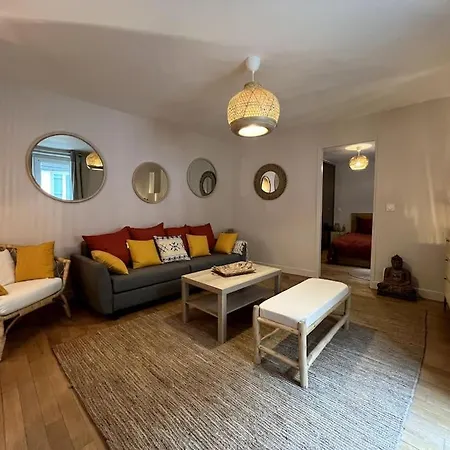 Un Cocon Urbain - Fontainebleau Apartment Exterior photo